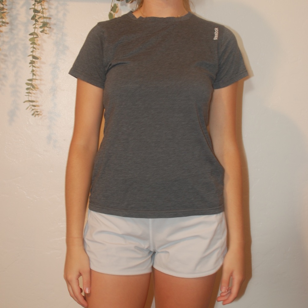 Reebok great athletic tshirt